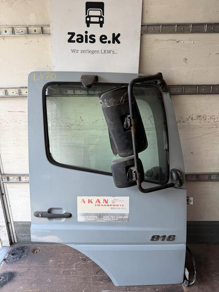 Mercedes Atego 2 Beifahrertür Grau Spiegel Innenverkleidung LN 70 - Tür und Teile für LKW: das Bild 1 Mercedes Atego 2 Beifahrertür Grau Spiegel Innenverkleidung LN 70 - Tür und Teile für LKW: das Bild 1