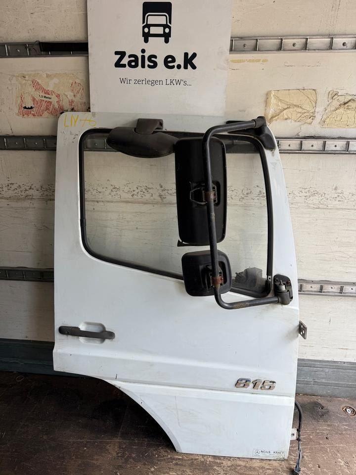 Mercedes Atego Beifahrertür weiß Spiegel Innenverkleidung - Tür und Teile für LKW: das Bild 1 Mercedes Atego Beifahrertür weiß Spiegel Innenverkleidung - Tür und Teile für LKW: das Bild 1