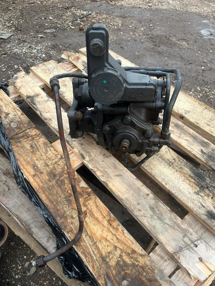 Mercedes Atego Lenkung Lenkgetriebe LS6 A9744610101 - Lenkgetriebe für LKW: das Bild 1 Mercedes Atego Lenkung Lenkgetriebe LS6 A9744610101 - Lenkgetriebe für LKW: das Bild 1