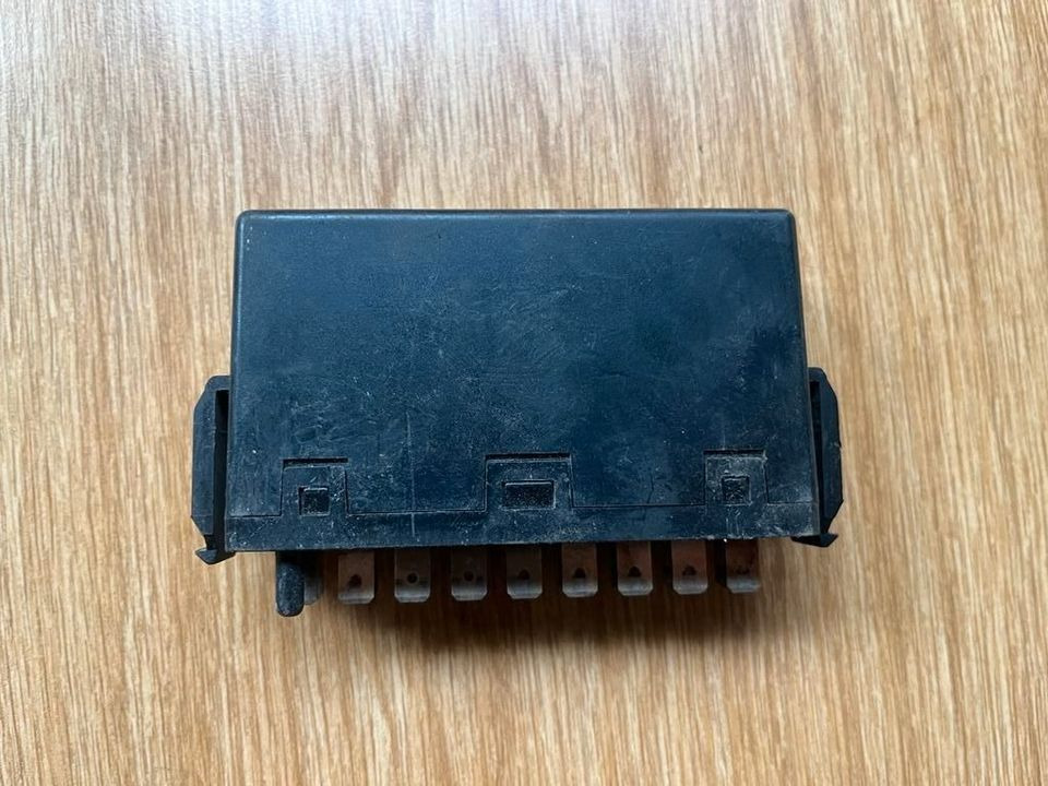 Mercedes Benz Blinkerrelais Blinkgeber 0035445232 - Relais für LKW: das Bild 4 Mercedes Benz Blinkerrelais Blinkgeber 0035445232 - Relais für LKW: das Bild 4
