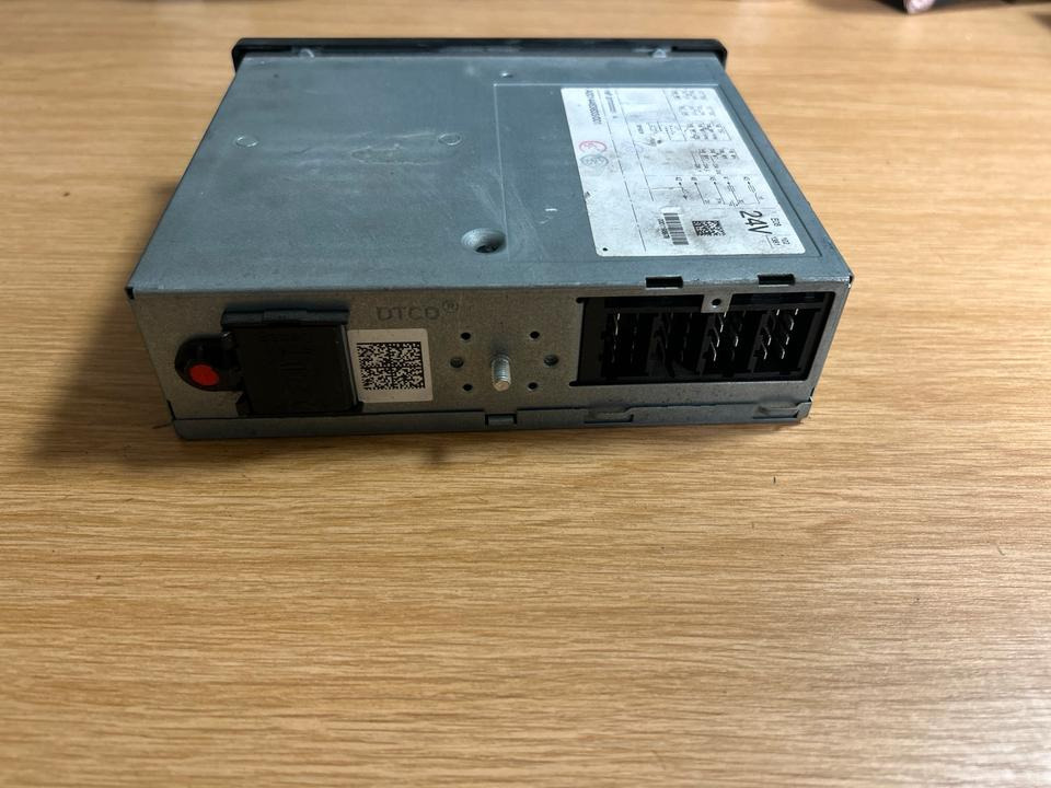 Mercedes-Benz Tachograph A0014463833 - Tachograph für LKW: das Bild 2 Mercedes-Benz Tachograph A0014463833 - Tachograph für LKW: das Bild 2