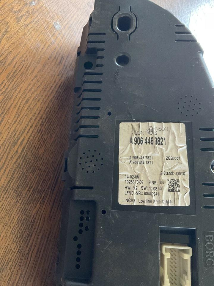 Sprinter W906 Kombiinstrument Tacho A9064468821,A9064467821,1821 - Tachograph für LKW: das Bild 2 Sprinter W906 Kombiinstrument Tacho A9064468821,A9064467821,1821 - Tachograph für LKW: das Bild 2