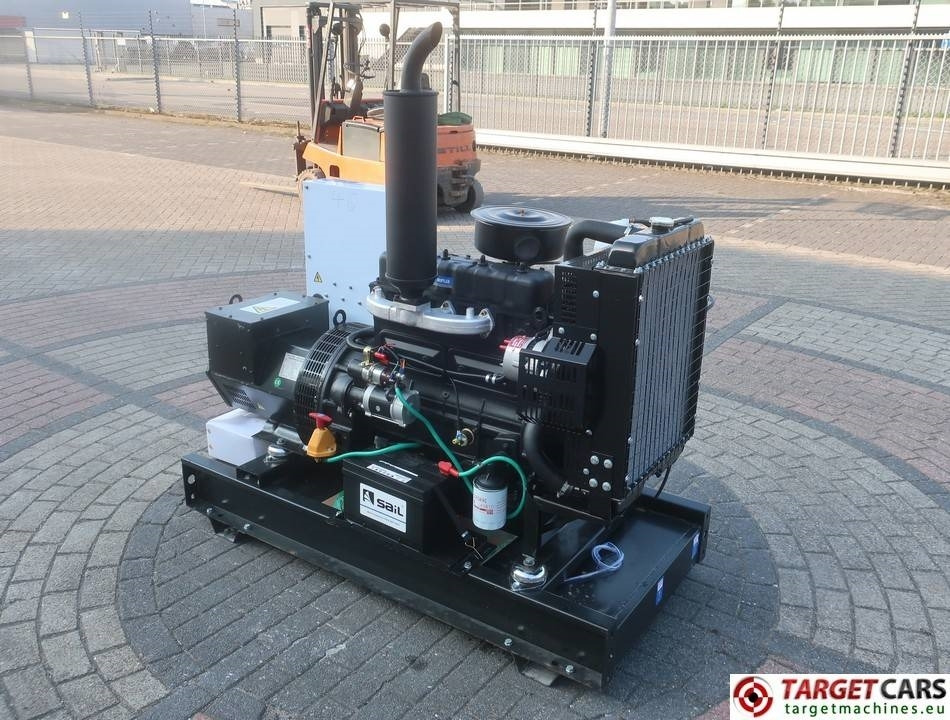 Bauer GF-24KW Diesel 30KVA Generator 400/230V Unused - Stromgenerator: das Bild 3 Bauer GF-24KW Diesel 30KVA Generator 400/230V Unused - Stromgenerator: das Bild 3