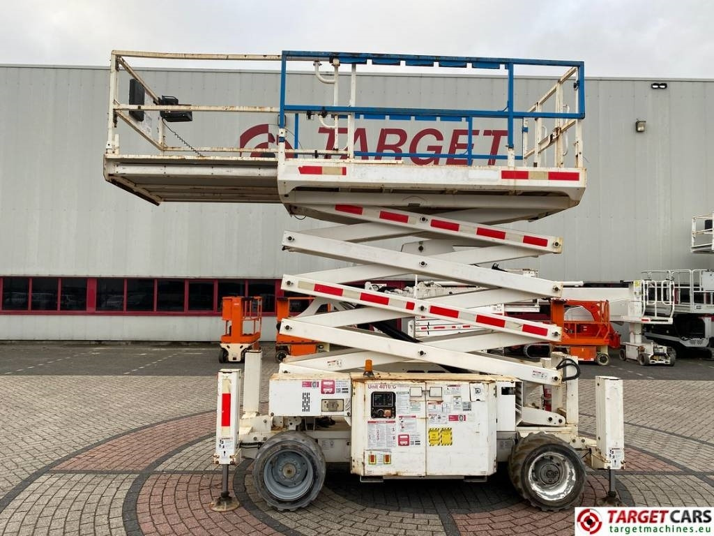 Genie GS-4069RT Diesel 4x4 Scissor Work Lift 1412cm - Scherenbühne: das Bild 5 Genie GS-4069RT Diesel 4x4 Scissor Work Lift 1412cm - Scherenbühne: das Bild 5