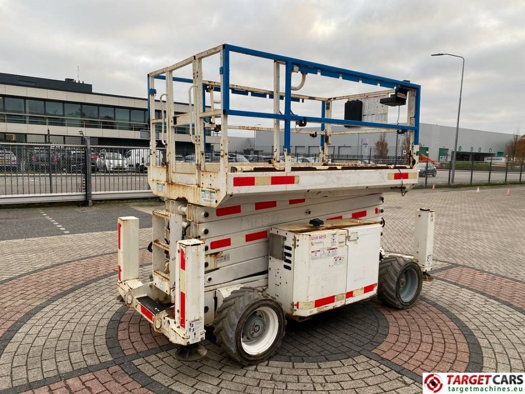 Genie GS-4069RT Diesel 4x4 Scissor Work Lift 1412cm - Scherenbühne: das Bild 3 Genie GS-4069RT Diesel 4x4 Scissor Work Lift 1412cm - Scherenbühne: das Bild 3