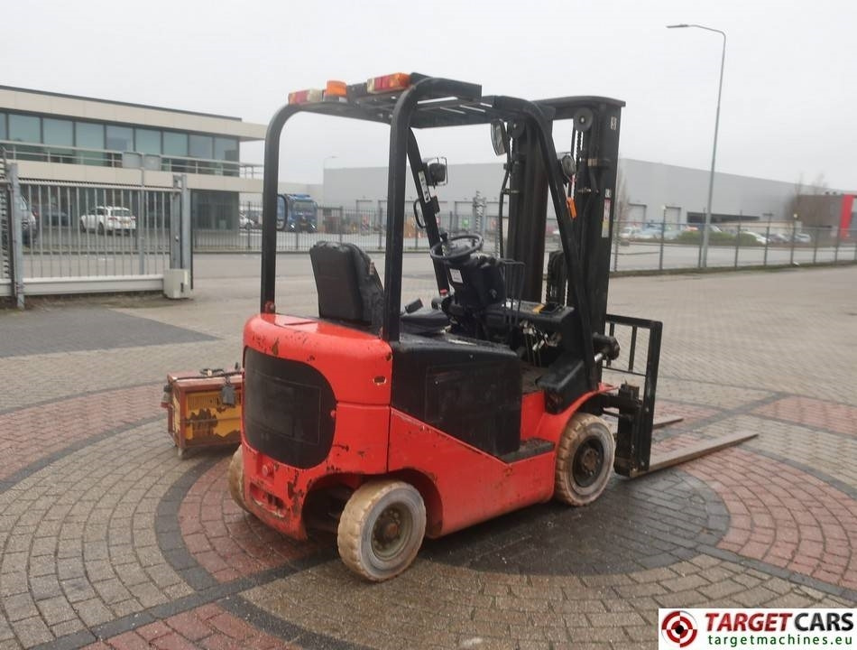 Hangcha CPD15J Eletric 4-wh Forklift Triplex-480cm 1500KG - Elektrostapler: das Bild 3 Hangcha CPD15J Eletric 4-wh Forklift Triplex-480cm 1500KG - Elektrostapler: das Bild 3