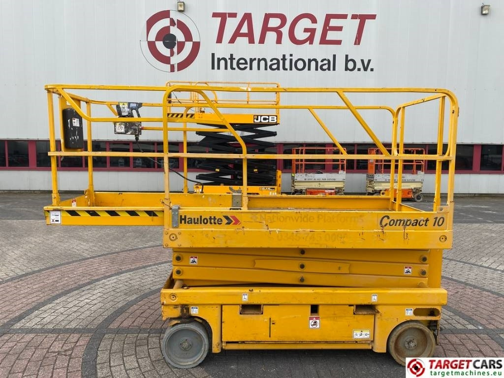 Haulotte Compact 10 Electric Scissor Work Lift 1015cm - Scherenbühne: das Bild 5 Haulotte Compact 10 Electric Scissor Work Lift 1015cm - Scherenbühne: das Bild 5
