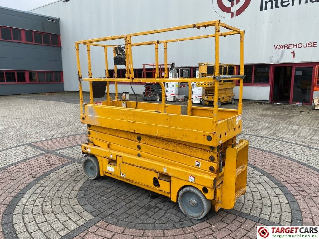 Haulotte Compact 10N Electric Scissor Work Lift 1000cm - Scherenbühne: das Bild 4 Haulotte Compact 10N Electric Scissor Work Lift 1000cm - Scherenbühne: das Bild 4