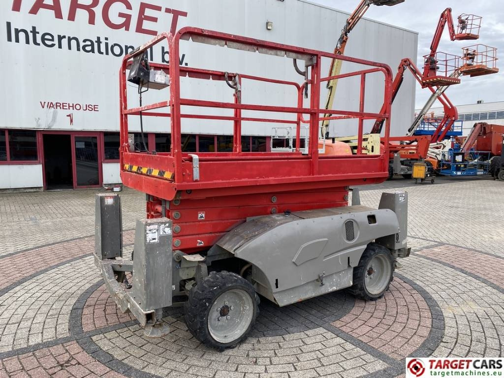 Haulotte Compact 12DX Diesel 4x4 Scissor Work Lift 1206cm - Scherenbühne: das Bild 1 Haulotte Compact 12DX Diesel 4x4 Scissor Work Lift 1206cm - Scherenbühne: das Bild 1