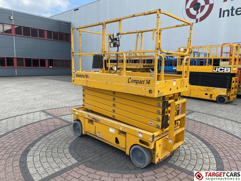 Haulotte Compact 14 Electric Scissor Work Lift 1385cm - Scherenbühne: das Bild 4 Haulotte Compact 14 Electric Scissor Work Lift 1385cm - Scherenbühne: das Bild 4