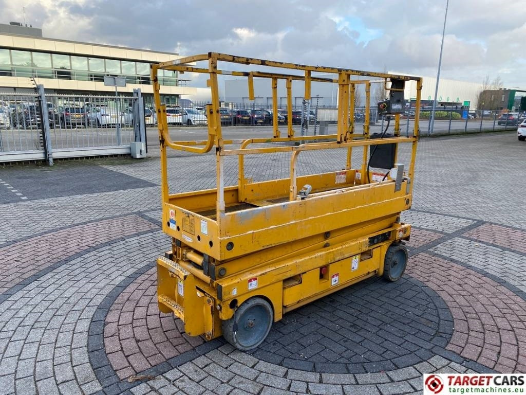 Haulotte Compact 8 Elecftric Scissor Work Lift 818cm - Scherenbühne: das Bild 3 Haulotte Compact 8 Elecftric Scissor Work Lift 818cm - Scherenbühne: das Bild 3