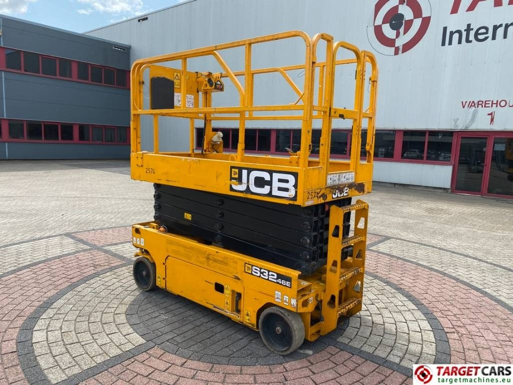 JCB S3246E Electric Scissor Work Lift 1200cm - Scherenbühne: das Bild 4 JCB S3246E Electric Scissor Work Lift 1200cm - Scherenbühne: das Bild 4