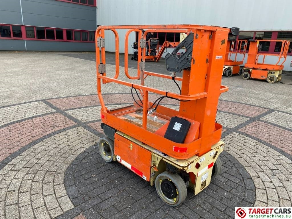JLG 1230ES Electric Vertical Mast Work Lift 566cm - Teleskopmastbühne: das Bild 4 JLG 1230ES Electric Vertical Mast Work Lift 566cm - Teleskopmastbühne: das Bild 4