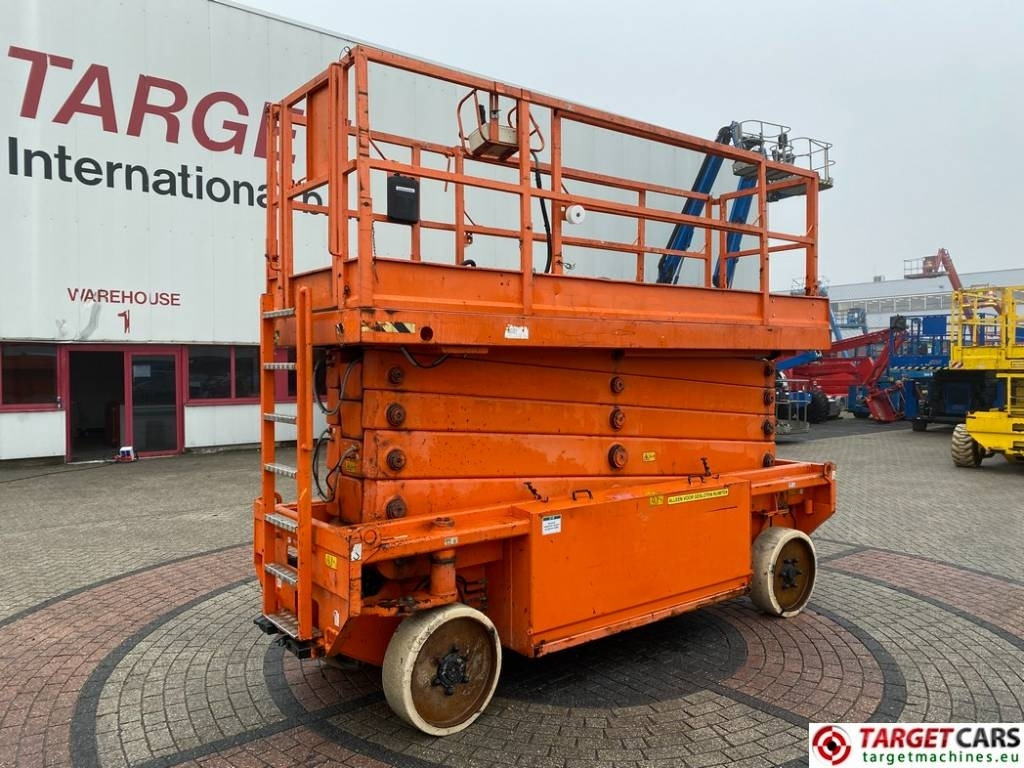JLG 153-12 Liftlux Electric Scissor Work Lift 1730cm - Scherenbühne: das Bild 1 JLG 153-12 Liftlux Electric Scissor Work Lift 1730cm - Scherenbühne: das Bild 1