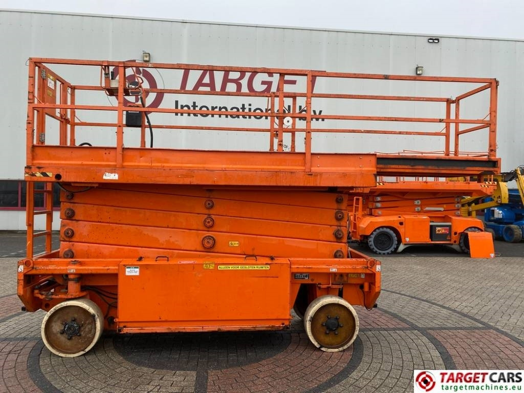 JLG 153-12 Liftlux Electric Scissor Work Lift 1730cm - Scherenbühne: das Bild 5 JLG 153-12 Liftlux Electric Scissor Work Lift 1730cm - Scherenbühne: das Bild 5