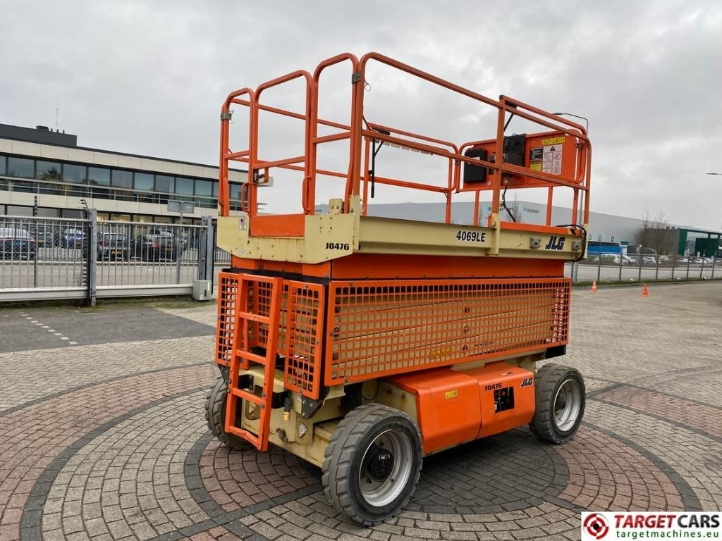 JLG 4069LE Electric Scissor Work Lift 1419cm - Scherenbühne: das Bild 3 JLG 4069LE Electric Scissor Work Lift 1419cm - Scherenbühne: das Bild 3