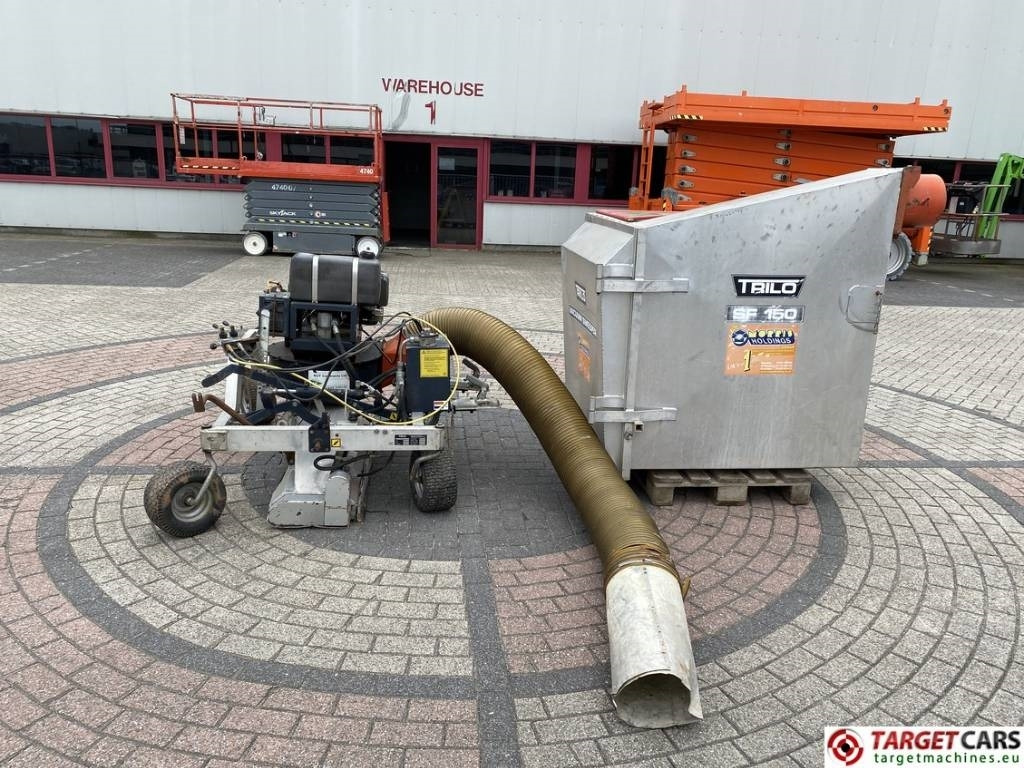 Trilo SF150 Leaf Vacuum Sweeper Unit - Kommunal-/ Sonderfahrzeug: das Bild 1 Trilo SF150 Leaf Vacuum Sweeper Unit - Kommunal-/ Sonderfahrzeug: das Bild 1