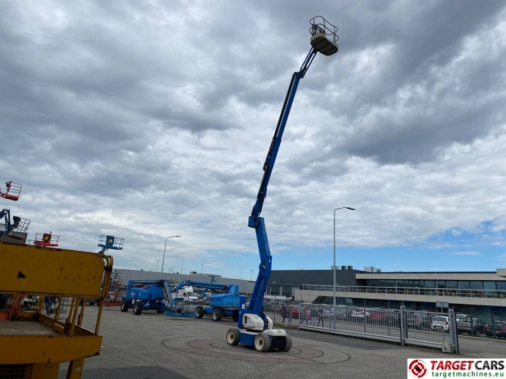 Gelenkarmbühne Niftylift HR15NDE HyBrid Articulated Boom Work Lift 1550cm: das Bild 33 Gelenkarmbühne Niftylift HR15NDE HyBrid Articulated Boom Work Lift 1550cm: das Bild 33