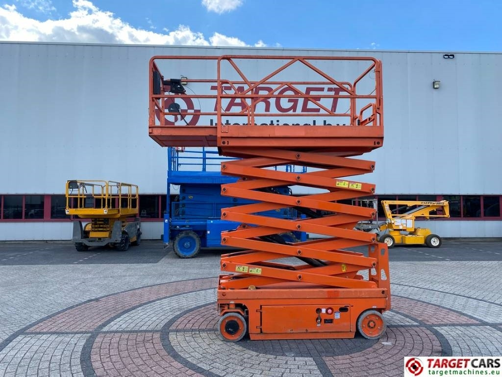 PB Lifttechnik S140-12EC Electric Scissor Work Lift 1380cm - Scherenbühne: das Bild 5 PB Lifttechnik S140-12EC Electric Scissor Work Lift 1380cm - Scherenbühne: das Bild 5