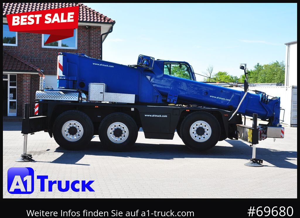 DEMAG AC 40-1 City, Mobilkran, Klappspitze, - Mobilkran: das Bild 1 DEMAG AC 40-1 City, Mobilkran, Klappspitze, - Mobilkran: das Bild 1