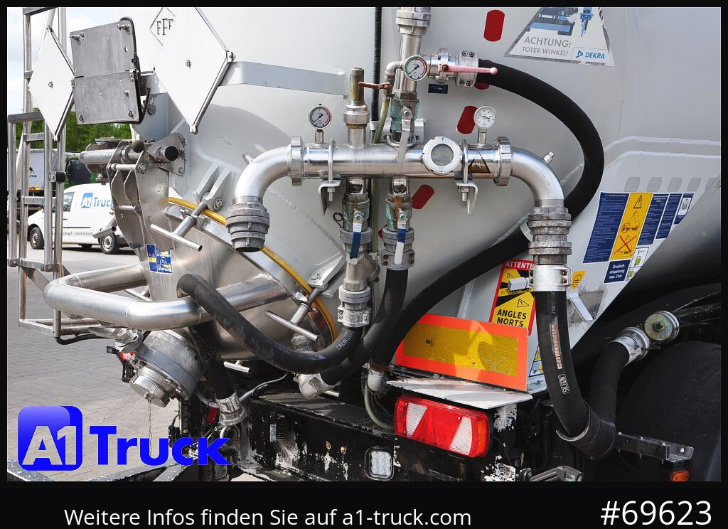 FELDBINDER KIP 52/7000/A/2, Kippsilo 52.3 ADR, 52m³, 52000 Liter - Siloauflieger: das Bild 2 FELDBINDER KIP 52/7000/A/2, Kippsilo 52.3 ADR, 52m³, 52000 Liter - Siloauflieger: das Bild 2