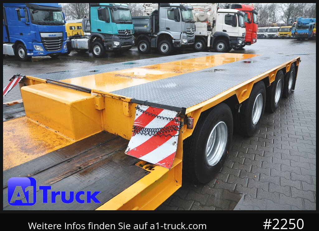 GOLDHOFER 4 Achs Tiefbett, Tieflader, Auffahrrampen, - Tieflader Auflieger: das Bild 2 GOLDHOFER 4 Achs Tiefbett, Tieflader, Auffahrrampen, - Tieflader Auflieger: das Bild 2