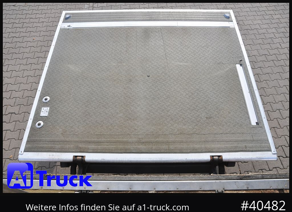 MERCEDES-BENZ 1824 LL Carrier 950 Mt, 3 Kammern, Automatik - Kühlkoffer LKW: das Bild 3 MERCEDES-BENZ 1824 LL Carrier 950 Mt, 3 Kammern, Automatik - Kühlkoffer LKW: das Bild 3