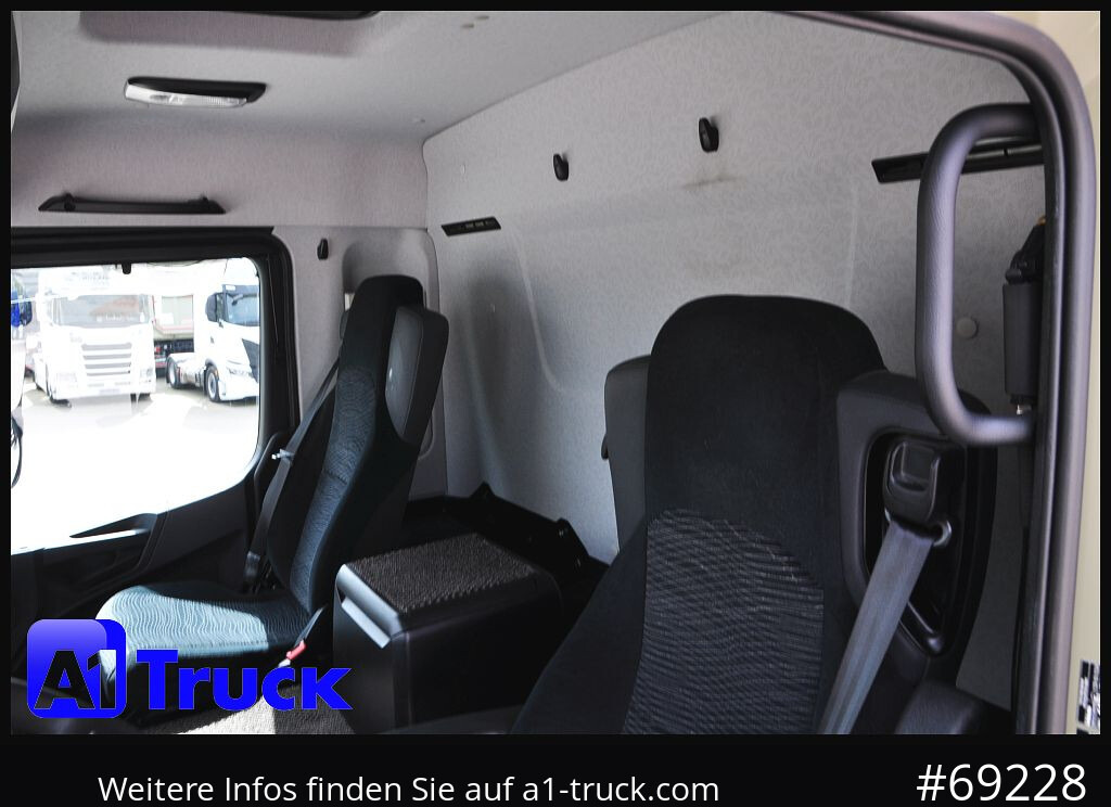 MERCEDES-BENZ Arocs 4151 BB, Allrad 8x8, Navi - Kipper: das Bild 4 MERCEDES-BENZ Arocs 4151 BB, Allrad 8x8, Navi - Kipper: das Bild 4