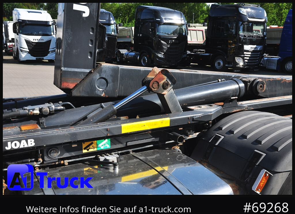 SCANIA R480, Abrollkipper Joab, 8x4, Lift-Lenkachse, - Abrollkipper: das Bild 2 SCANIA R480, Abrollkipper Joab, 8x4, Lift-Lenkachse, - Abrollkipper: das Bild 2