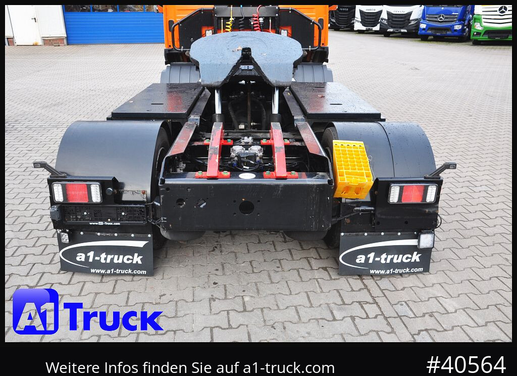 KAMAG Kamag Truck Wiesel Rangierer, Terberg - Sattelzugmaschine: das Bild 2 KAMAG Kamag Truck Wiesel Rangierer, Terberg - Sattelzugmaschine: das Bild 2