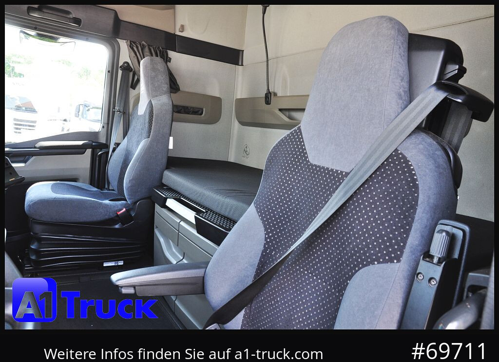 MAN TGX 18,480 BLS Intarder Standklima, Soundsystem - Sattelzugmaschine: das Bild 4 MAN TGX 18,480 BLS Intarder Standklima, Soundsystem - Sattelzugmaschine: das Bild 4
