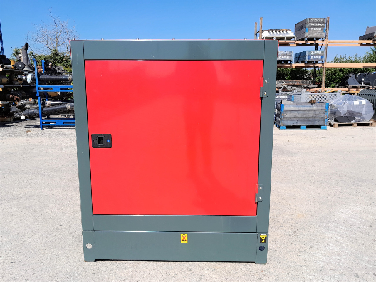 BAUER GENERATOR GFS-90KW - Stromgenerator: das Bild 2 BAUER GENERATOR GFS-90KW - Stromgenerator: das Bild 2