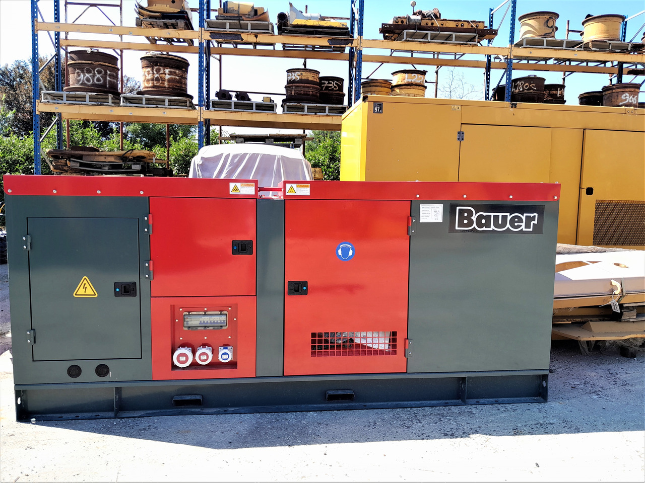 BAUER GENERATOR GFS-90KW - Stromgenerator: das Bild 1 BAUER GENERATOR GFS-90KW - Stromgenerator: das Bild 1