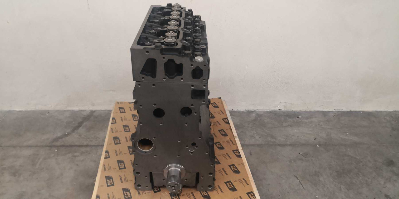 Caterpillar 3054T - Motor für Baumaschine: das Bild 3 Caterpillar 3054T - Motor für Baumaschine: das Bild 3