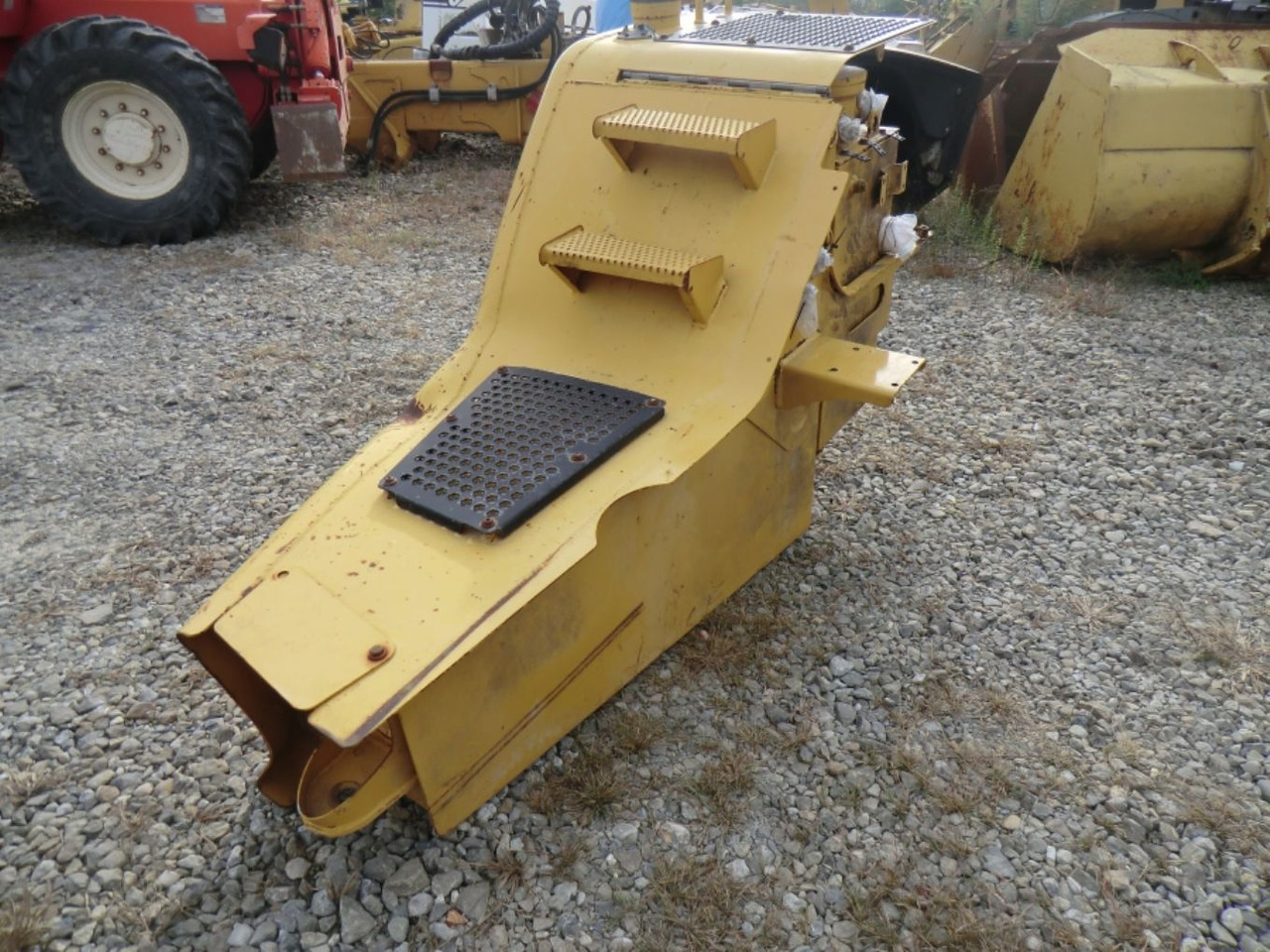Caterpillar 735 Serbatoio gasolio - Kraftstofftank für Baumaschine: das Bild 5 Caterpillar 735 Serbatoio gasolio - Kraftstofftank für Baumaschine: das Bild 5