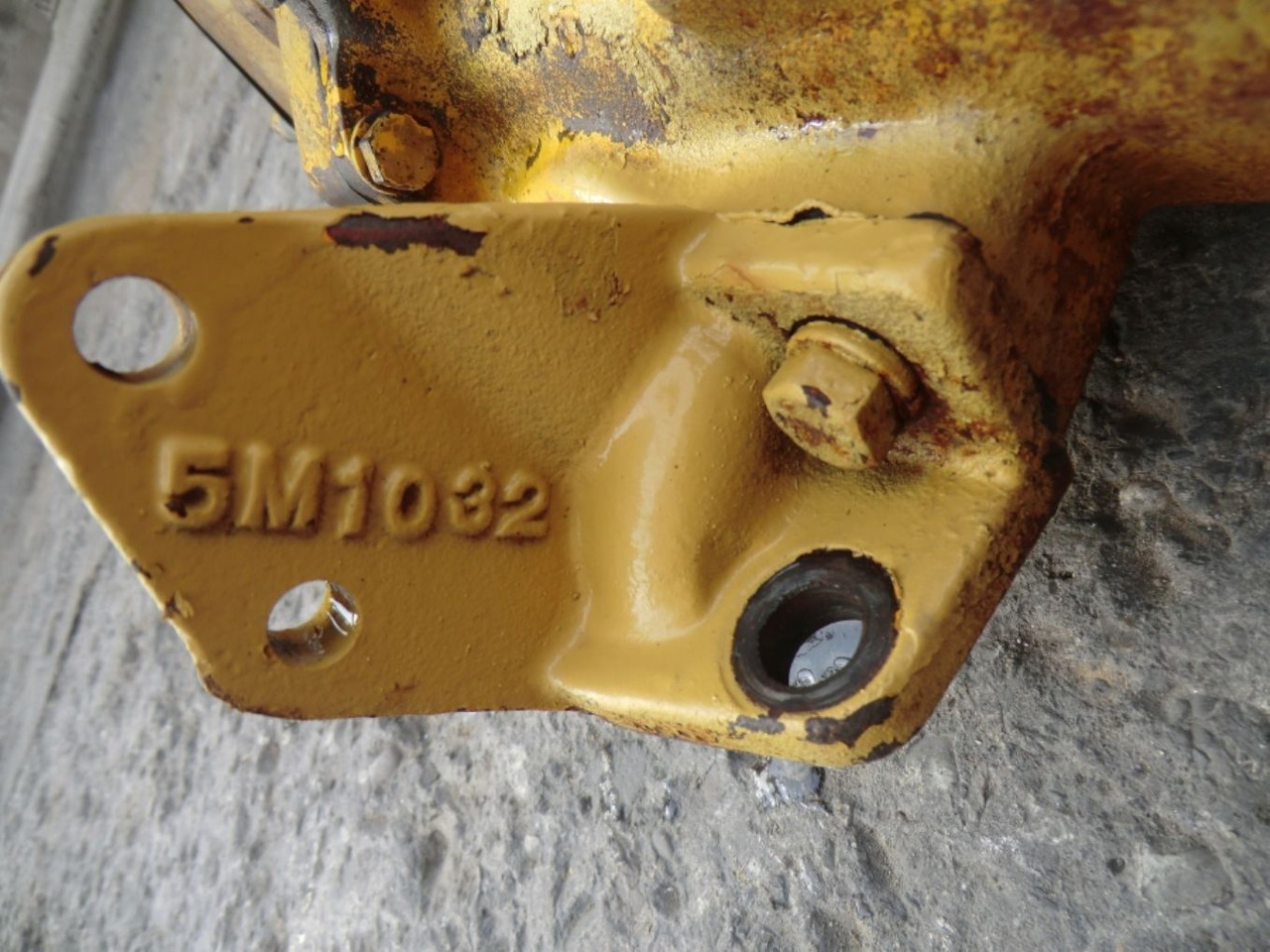 Caterpillar D333 POMPA INIEZIONE - Kraftstoffpumpe für Baumaschine: das Bild 3 Caterpillar D333 POMPA INIEZIONE - Kraftstoffpumpe für Baumaschine: das Bild 3