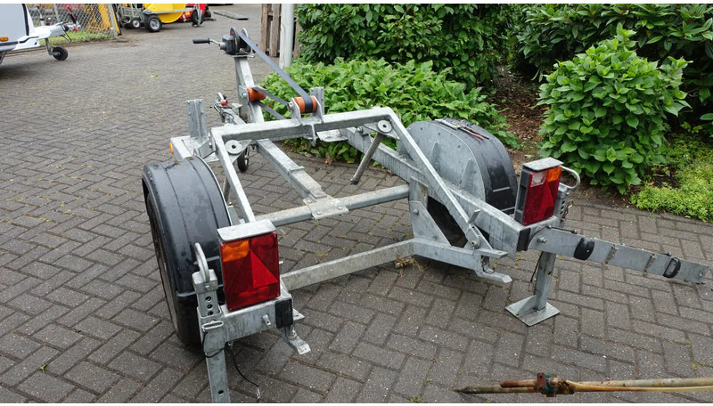 Plasdraspomp op aanhangwagen afzetbaar - Anbauspritze: das Bild 5 Plasdraspomp op aanhangwagen afzetbaar - Anbauspritze: das Bild 5