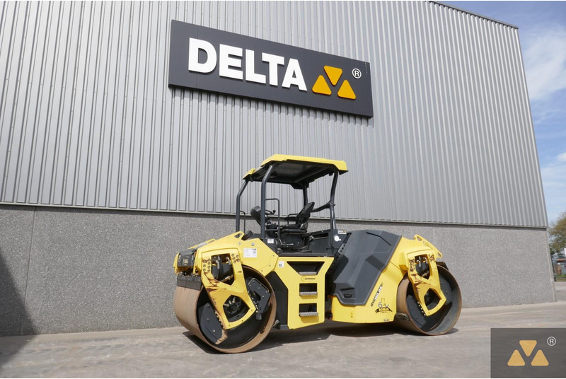 Bomag BW190AD-5 - Walzen: das Bild 4 Bomag BW190AD-5 - Walzen: das Bild 4