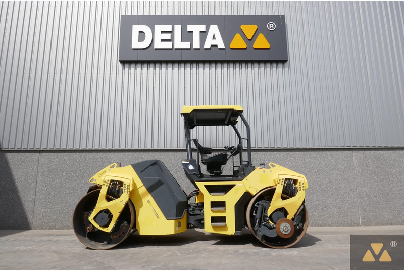 Bomag BW190AD-5 - Walzen: das Bild 2 Bomag BW190AD-5 - Walzen: das Bild 2