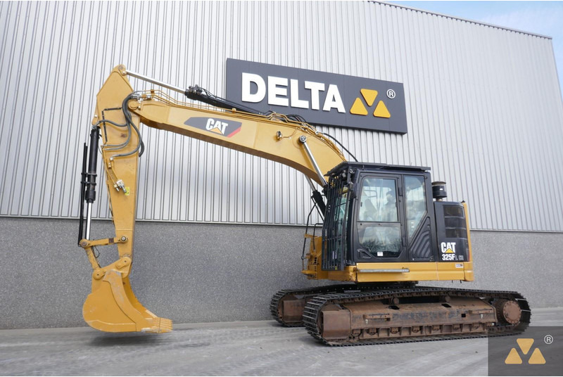 Caterpillar 325F LCR - Kettenbagger: das Bild 3 Caterpillar 325F LCR - Kettenbagger: das Bild 3