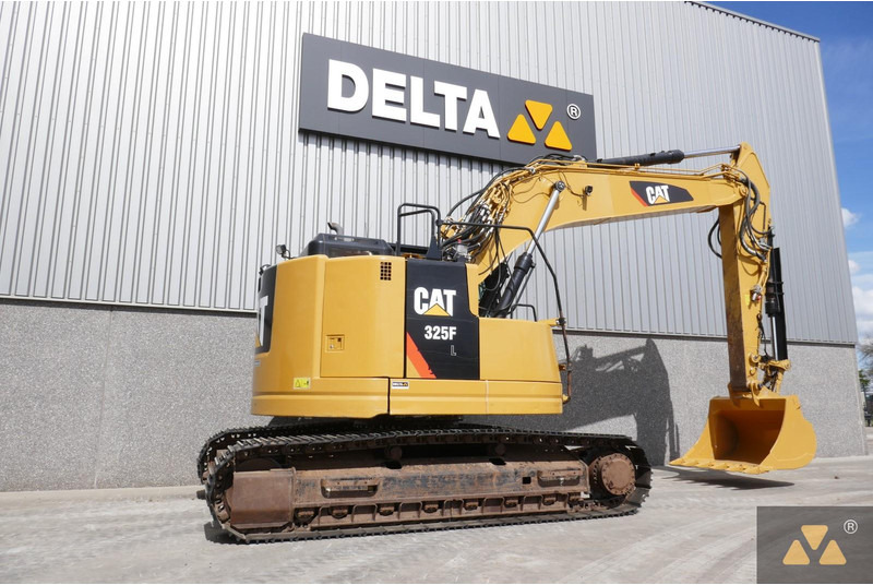 Caterpillar 325F LCR - Kettenbagger: das Bild 5 Caterpillar 325F LCR - Kettenbagger: das Bild 5