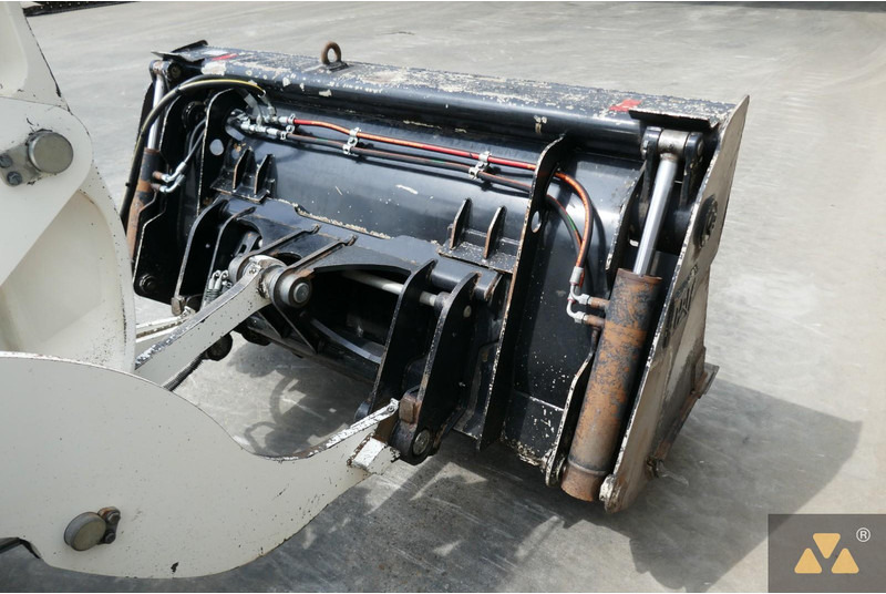 Radlader Caterpillar 906M: das Bild 18