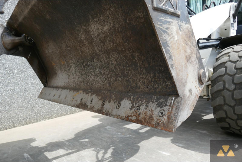 Radlader Caterpillar 906M: das Bild 16