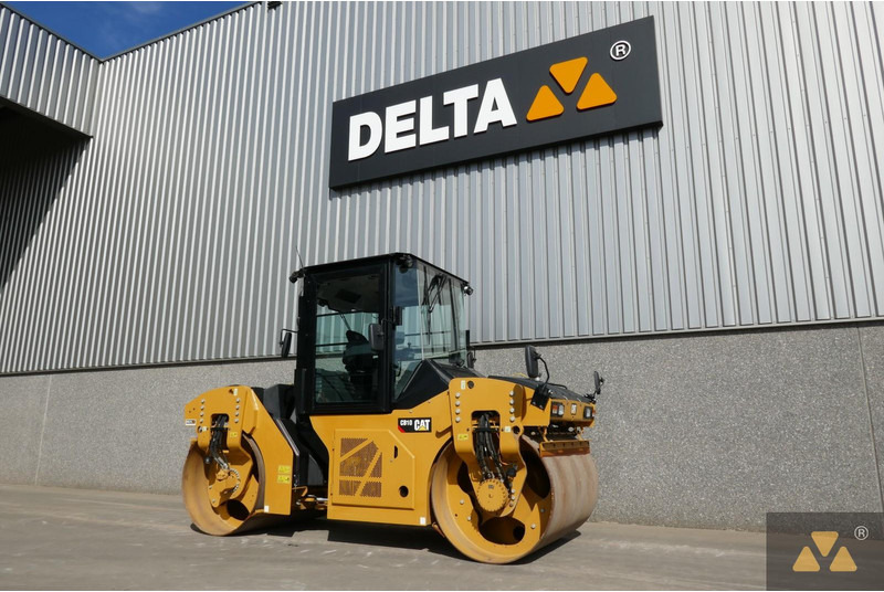 Caterpillar CB10 - Walzen: das Bild 3 Caterpillar CB10 - Walzen: das Bild 3