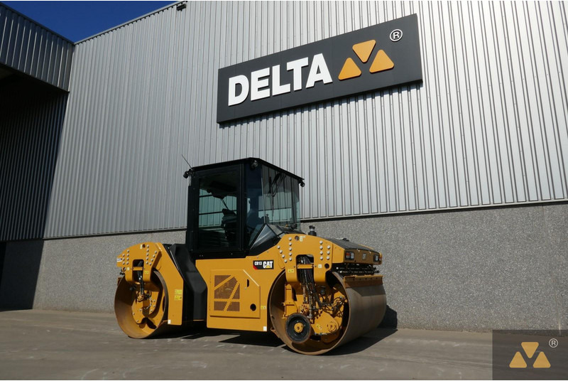 Caterpillar CB13 - Walzen: das Bild 3 Caterpillar CB13 - Walzen: das Bild 3