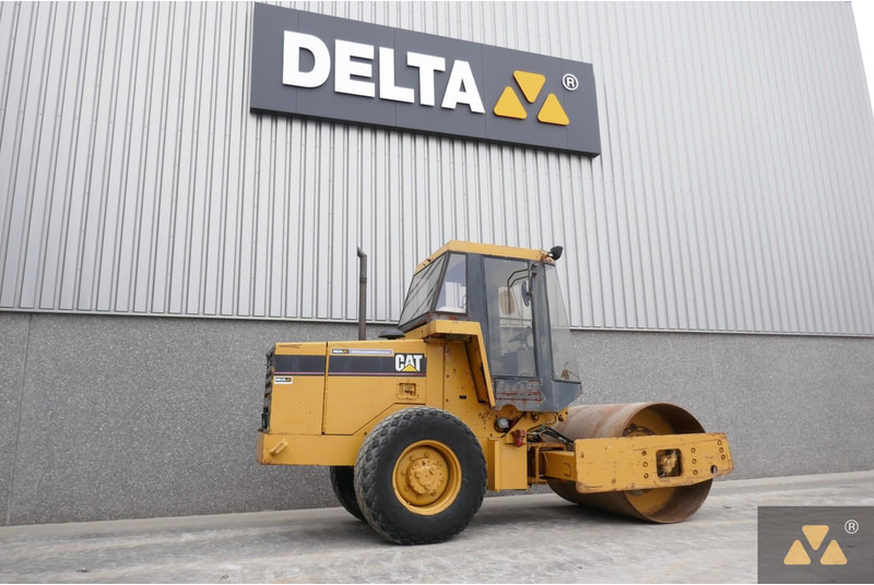 Caterpillar CS433C - Walzen: das Bild 5 Caterpillar CS433C - Walzen: das Bild 5
