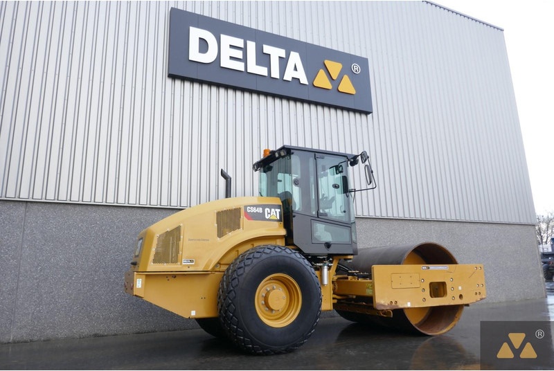 Caterpillar CS64B - Walzen: das Bild 5 Caterpillar CS64B - Walzen: das Bild 5
