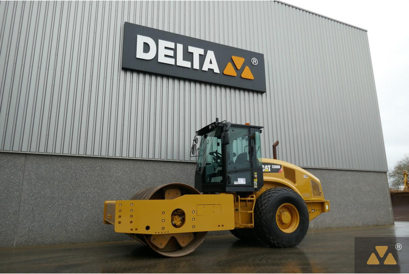 Caterpillar CS68B - Walzen: das Bild 4 Caterpillar CS68B - Walzen: das Bild 4