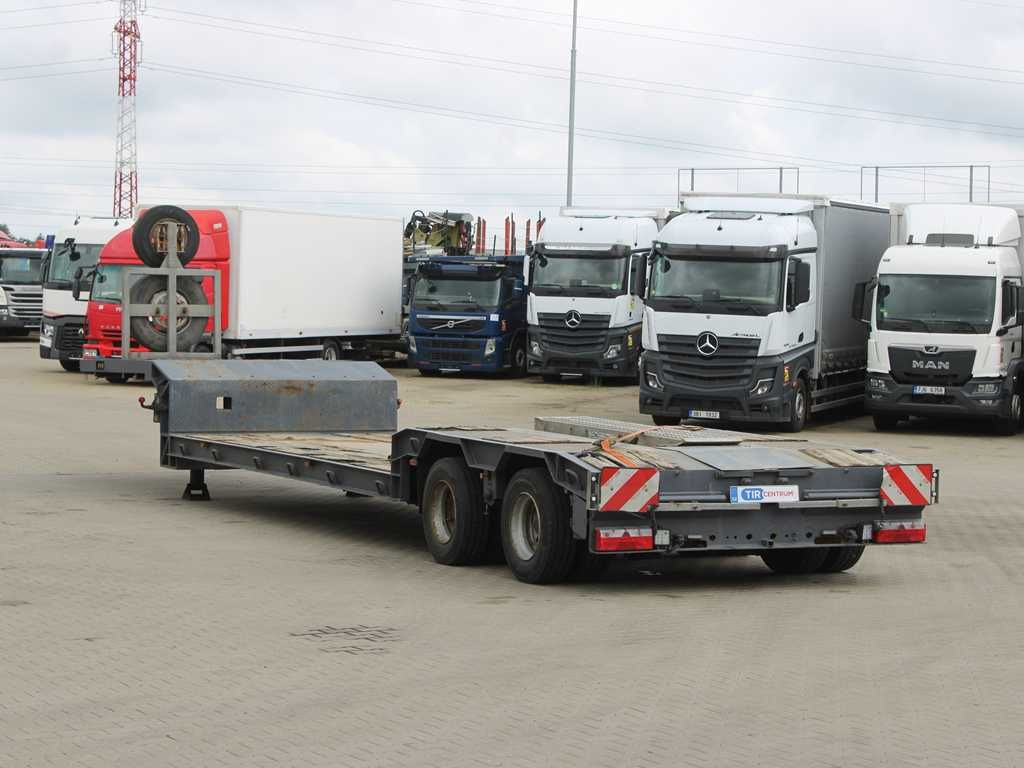 Goldhofer STZ-TL 2-27/80, RAIDS, PNEU 80% - Autotransporter Auflieger: das Bild 4 Goldhofer STZ-TL 2-27/80, RAIDS, PNEU 80% - Autotransporter Auflieger: das Bild 4