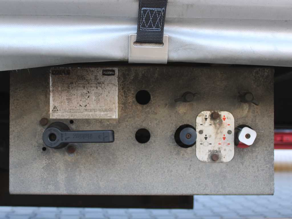 H&W - Planenanhänger: das Bild 2 H&W - Planenanhänger: das Bild 2